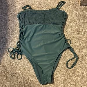 One piece bathing suit